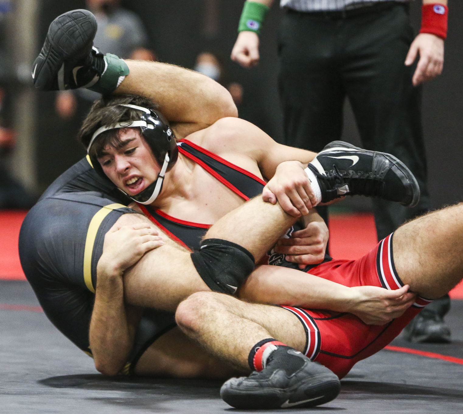 013021-qc-spt-mac wrestling-27.JPG